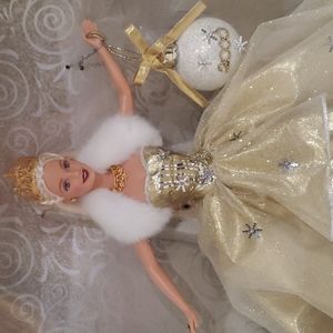 UNOPENED Special Edition 2000 Celebration Mattel Barbie Doll